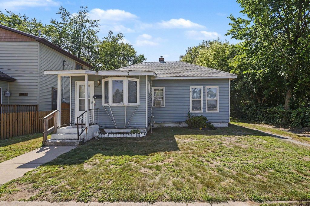 1010 Kalamazoo Street, South Haven city