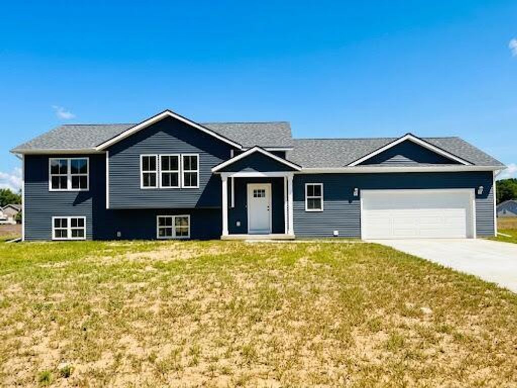 3233 Signal Point Drive, Allegan township