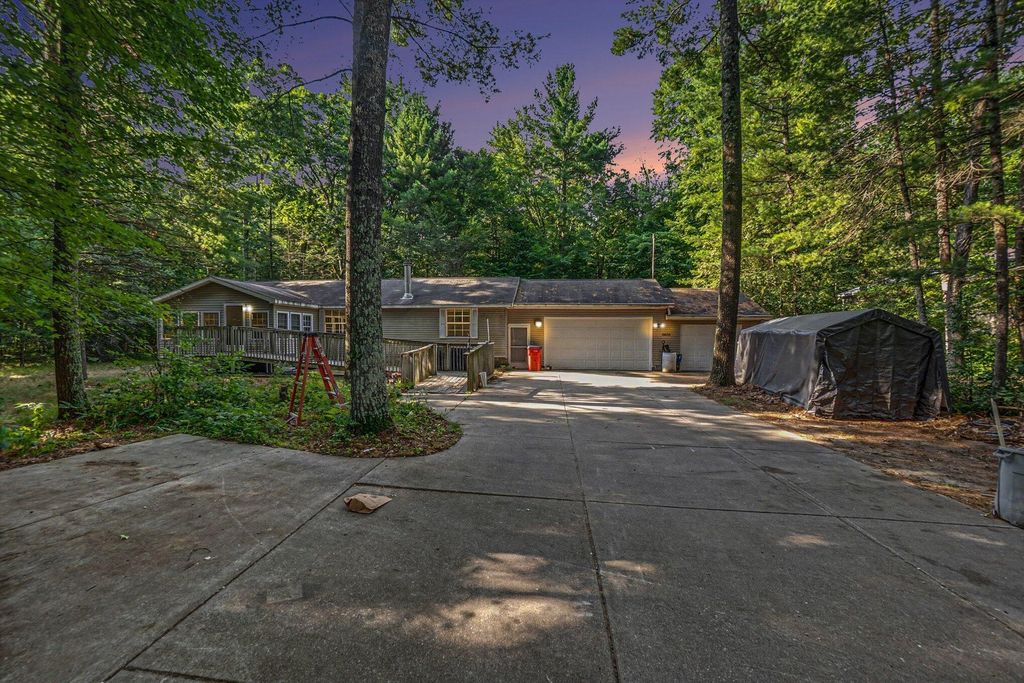 6606 E Hill Street, Croton township