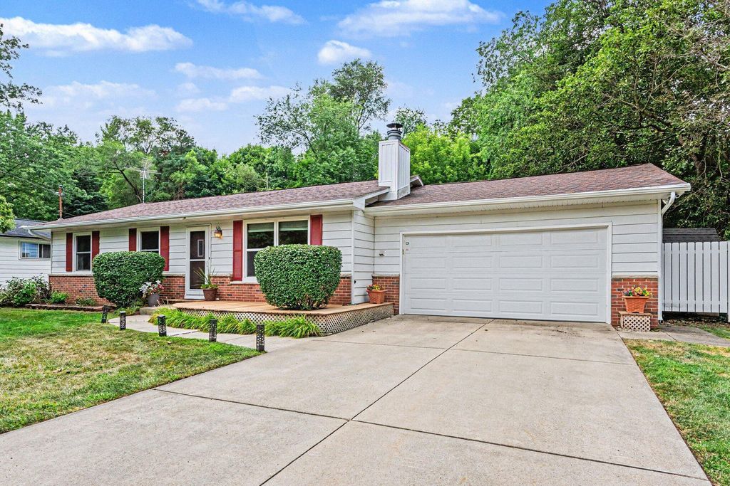 209 Cherry Hill Street, Kalamazoo charter township
