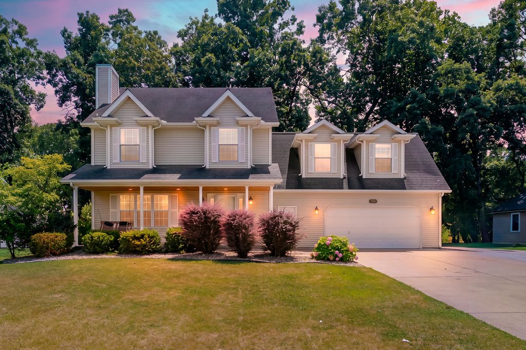 6086 Thistlewood Avenue, Pavilion township