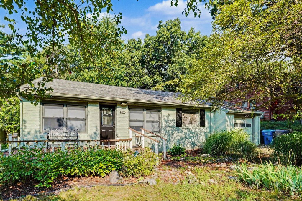 2314 Frederick Avenue, Kalamazoo city