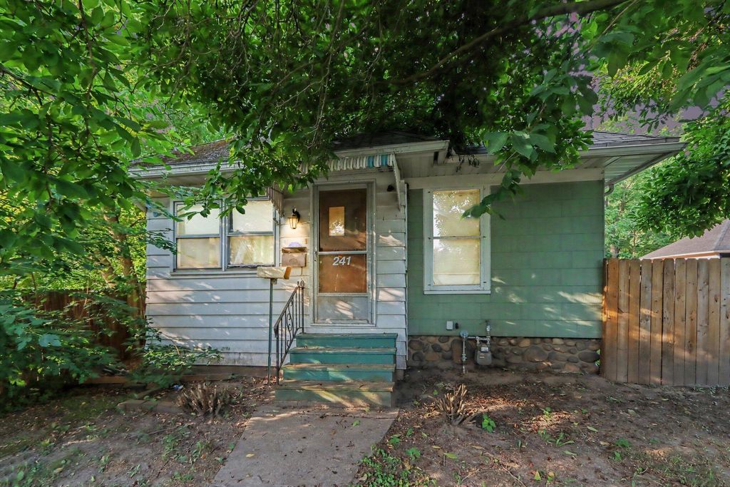 241 Avenue A, Springfield city