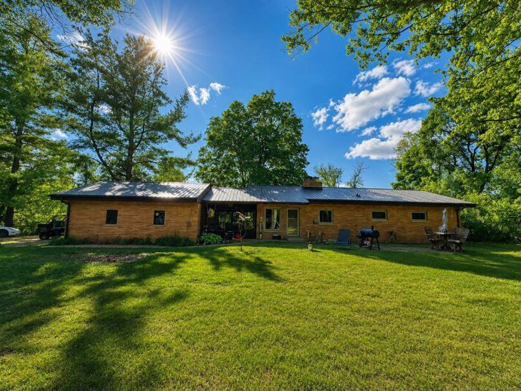 6545 M-89 Highway, Richland township