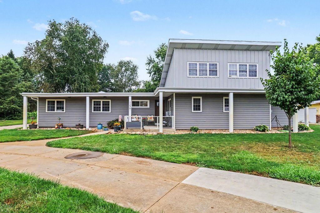 1134 S 24th Street S, Battle Creek city