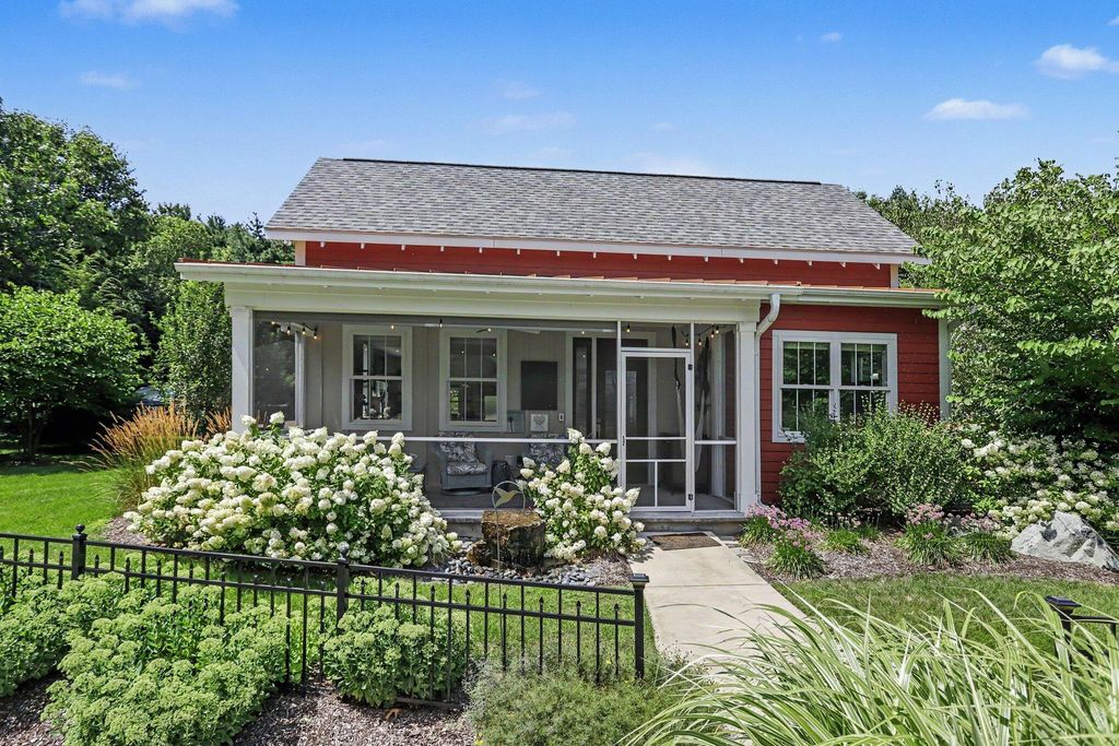 8241 Thimbleweed Trail, Kalamazoo