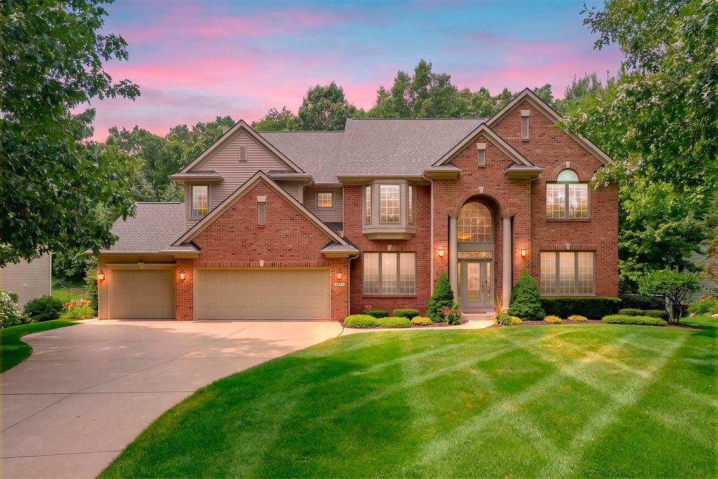 8475 Parkstone Terrace, Texas charter township