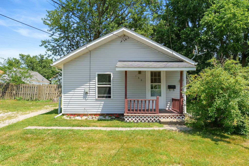 130 Gilkison Avenue, Kalamazoo charter township