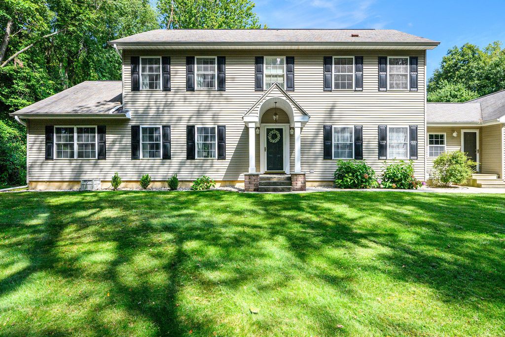 5856 Windingwood Drive, Oshtemo charter township