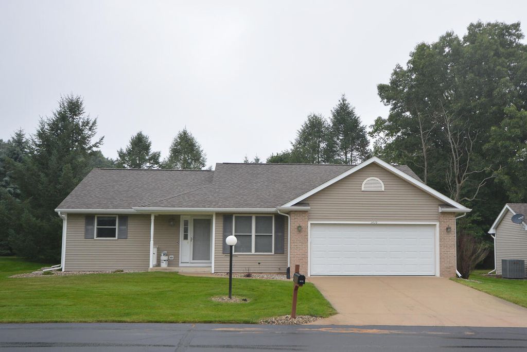 1475 Cape Coral Way, Portage