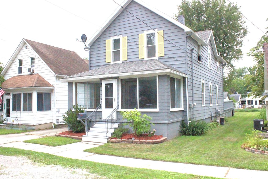 208 Jay Street, St. Charles village