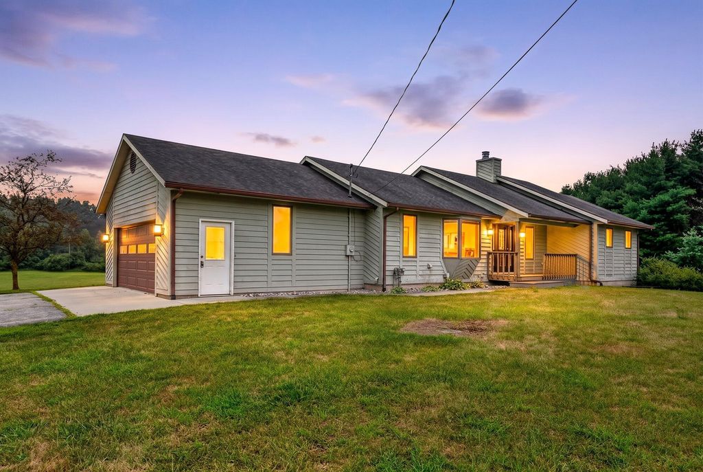 5430 E T Avenue, Brady township