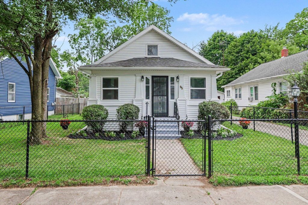 95 Bowen Avenue, Battle Creek city