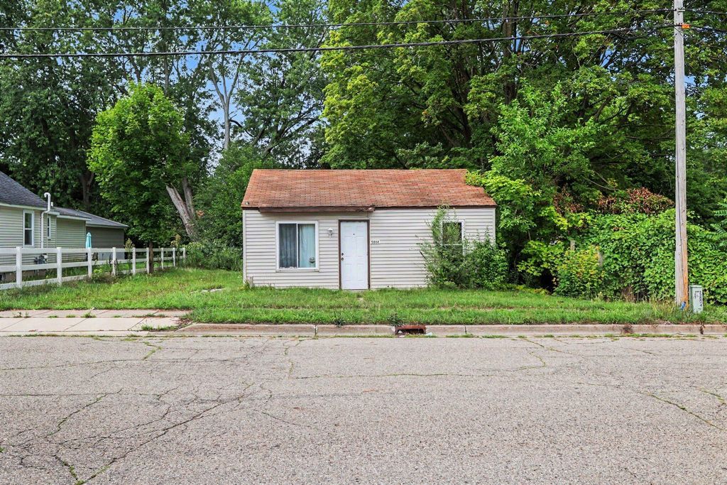 5804 Vermont Avenue, Portage city