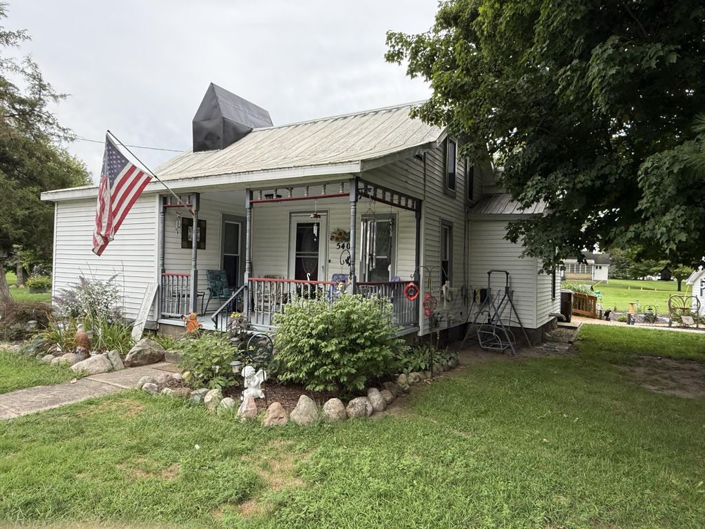 540 S Main Street, Nashville village