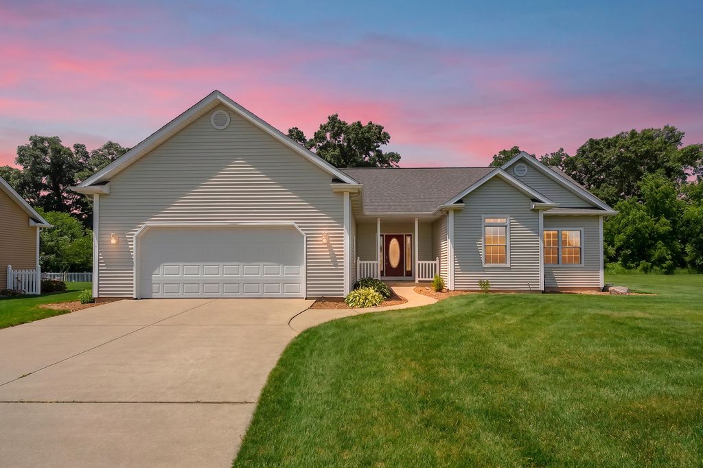 597 Winter Slope, Oshtemo charter township