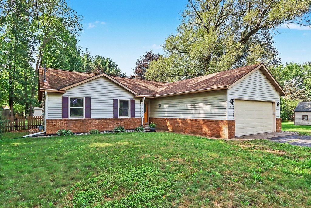 4118 Gray Street, Portage city