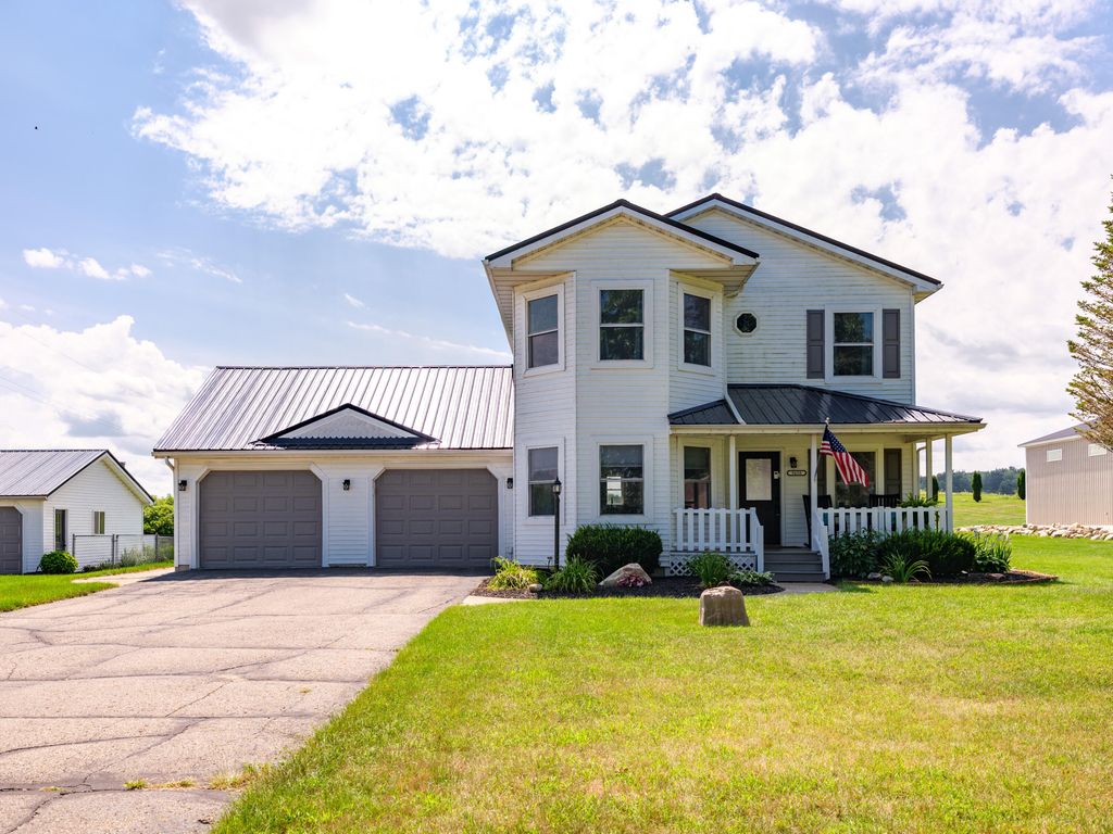 9658 D Drive N, Emmett charter township