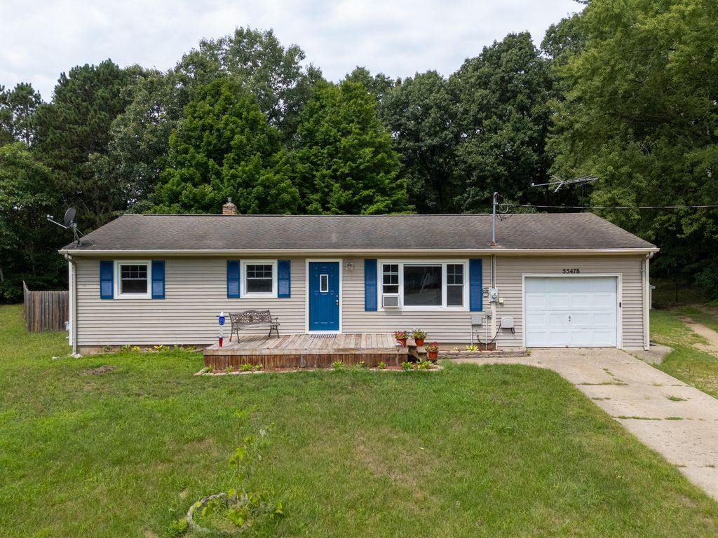 55478 Giddings Court, Mattawan village