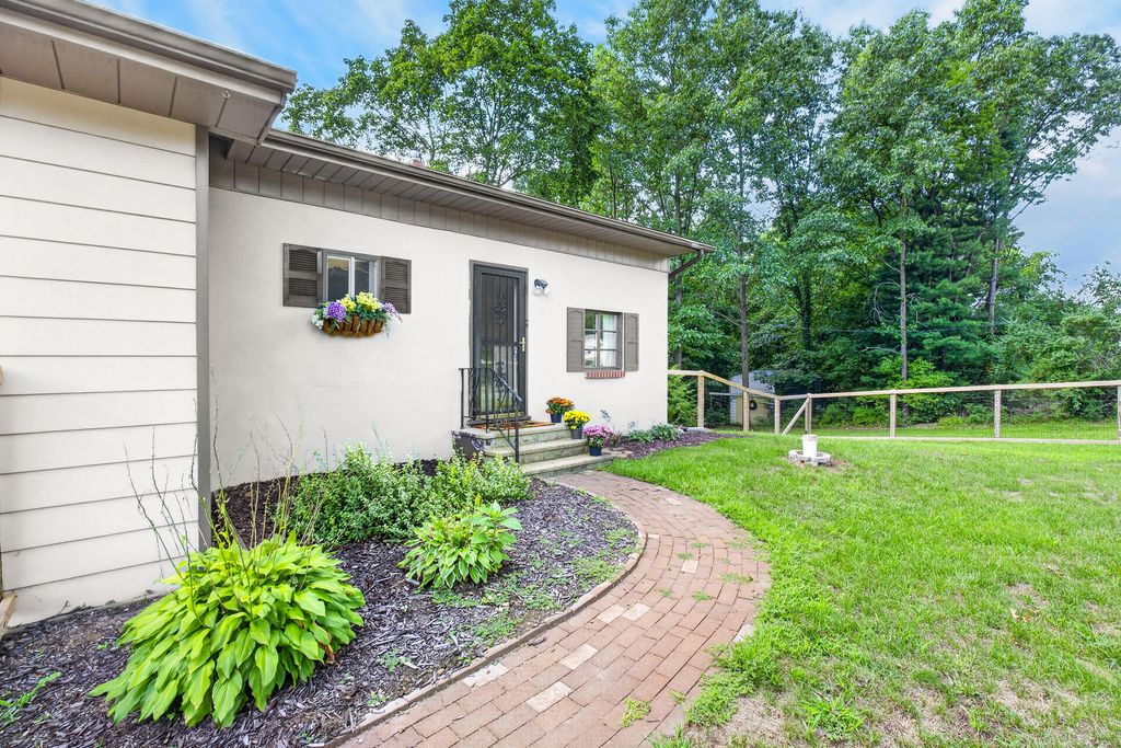 10968 I Drive N, Emmett charter township
