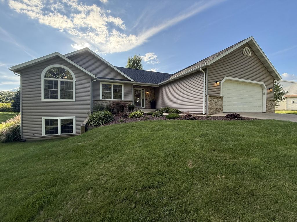 6511 N 14th Street, Cooper charter township