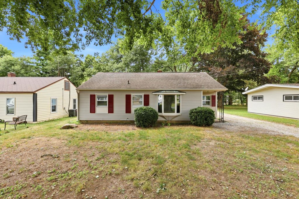 627 Clearview Street, Kalamazoo charter township