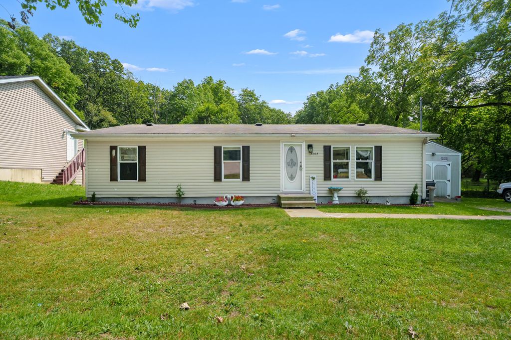 2002 Mount Olivet Road, Kalamazoo charter township