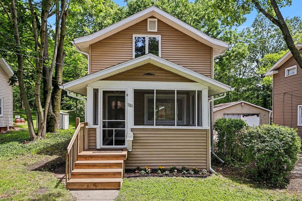 320 Trimble Avenue, Kalamazoo city