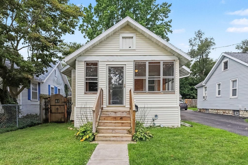 114 Foster Avenue, Battle Creek city