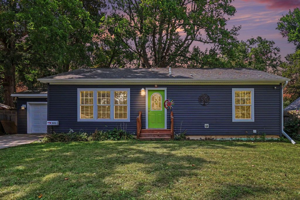 721 Grand Pre Avenue, Kalamazoo charter township