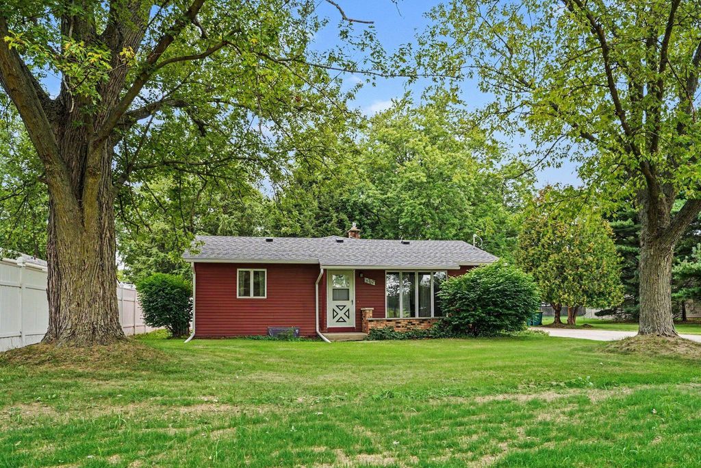 8722 S Sprinkle Road, Portage