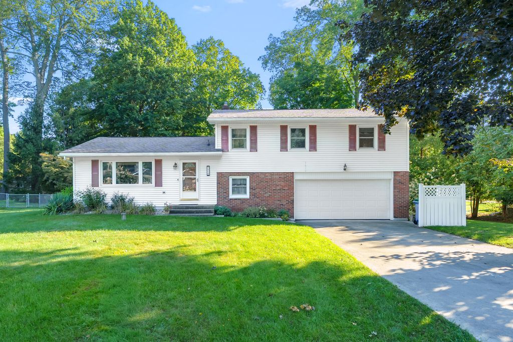 110 Reyn Circle, Battle Creek city