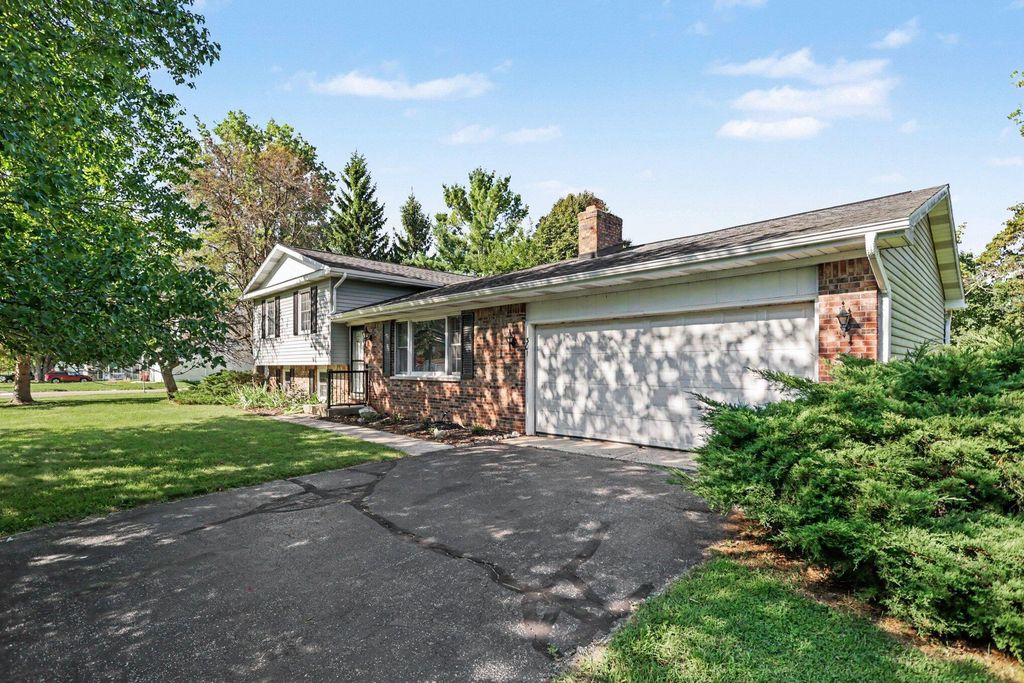 301 Sherman Drive, Marshall city