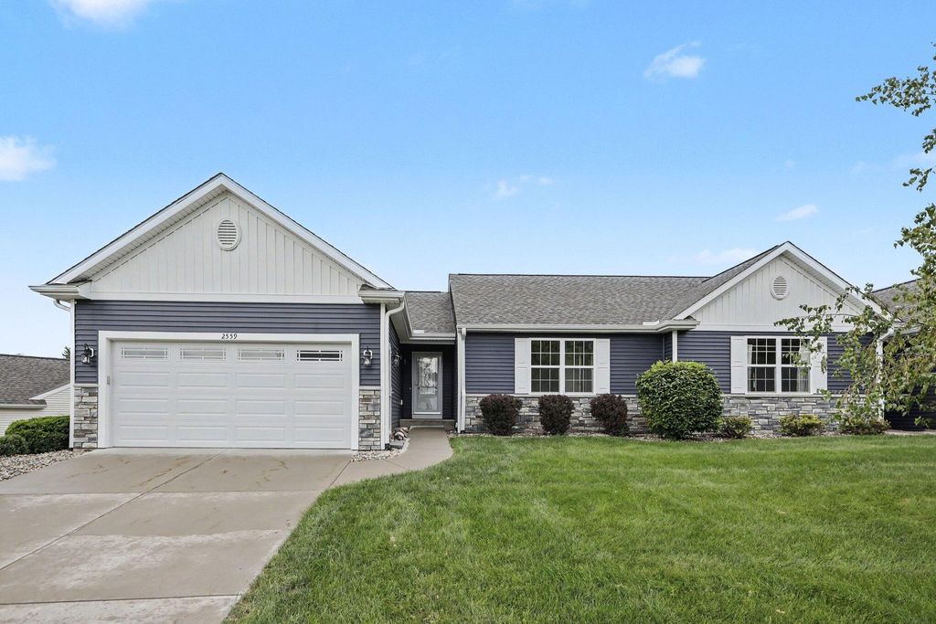 2559 Hunters Run, Comstock charter township