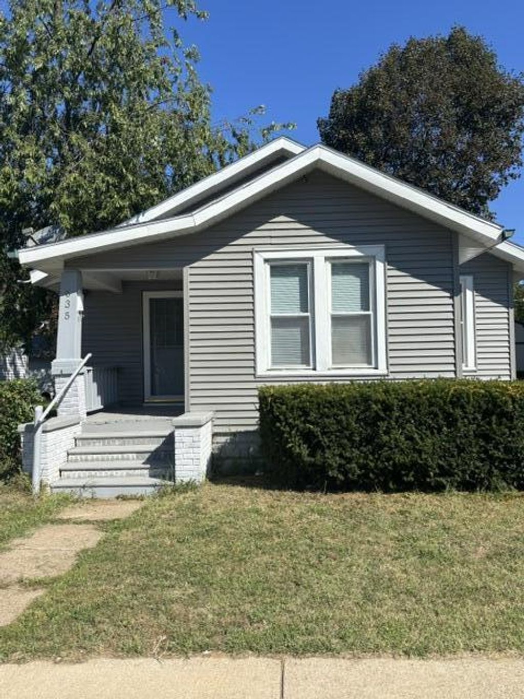 635 E Main Street, Benton Harbor city