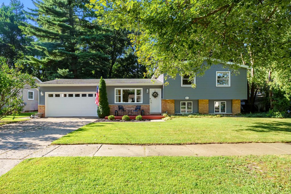 1431 Edington Street, Portage city