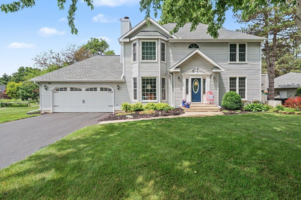 141 Rosewood Trail, Battle Creek