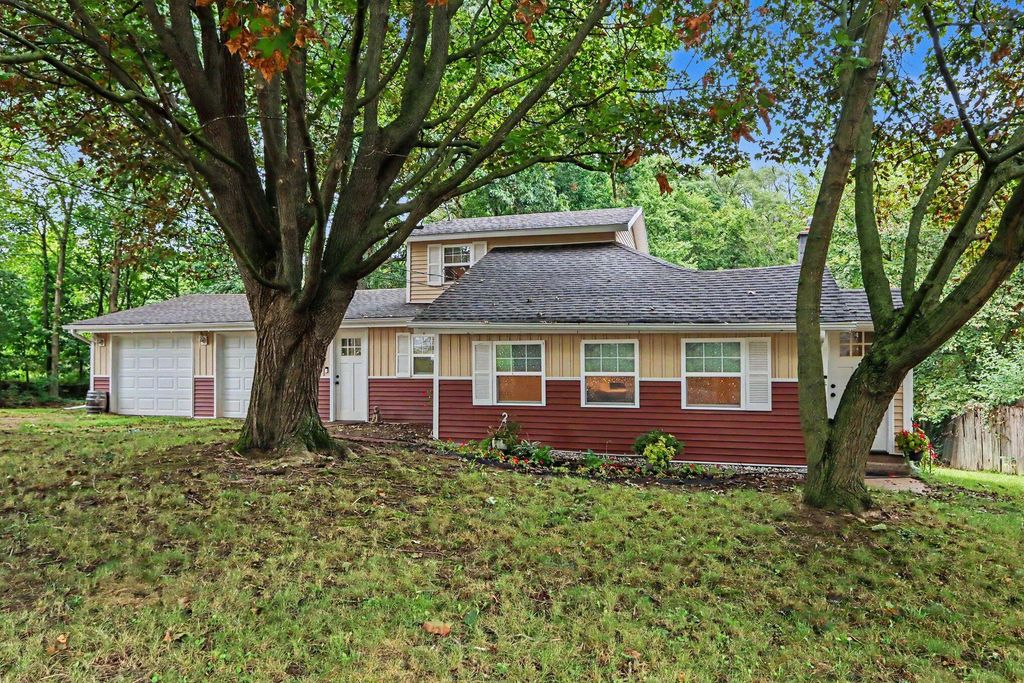 136 Florence Street, Otsego