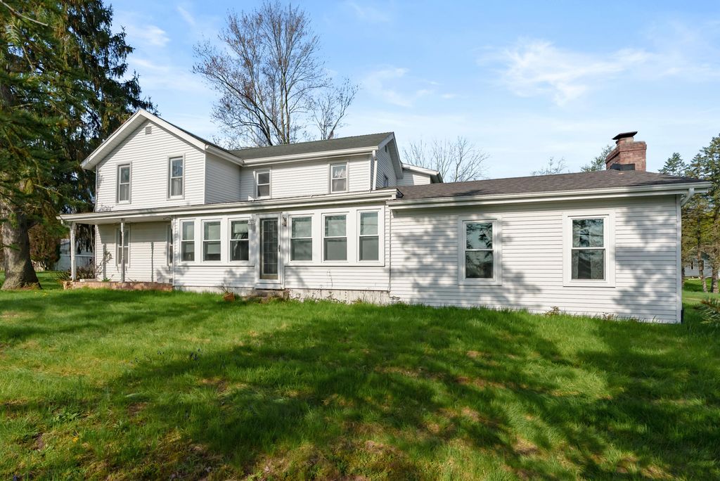 58380 N County Road 365, Lawrence
