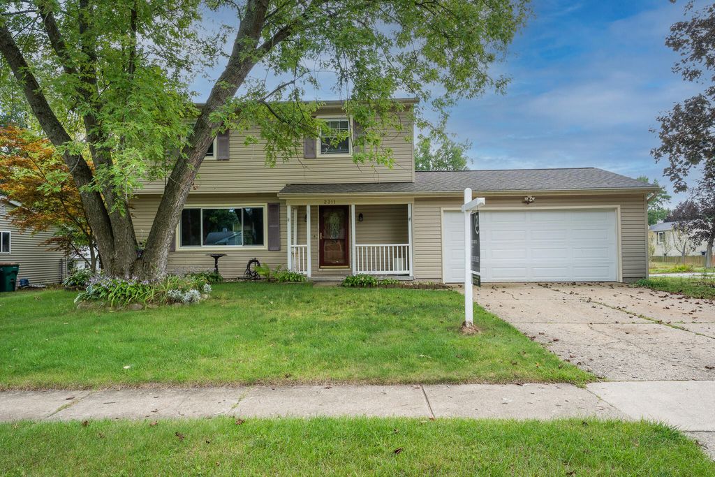 2311 Curtis Avenue, Portage