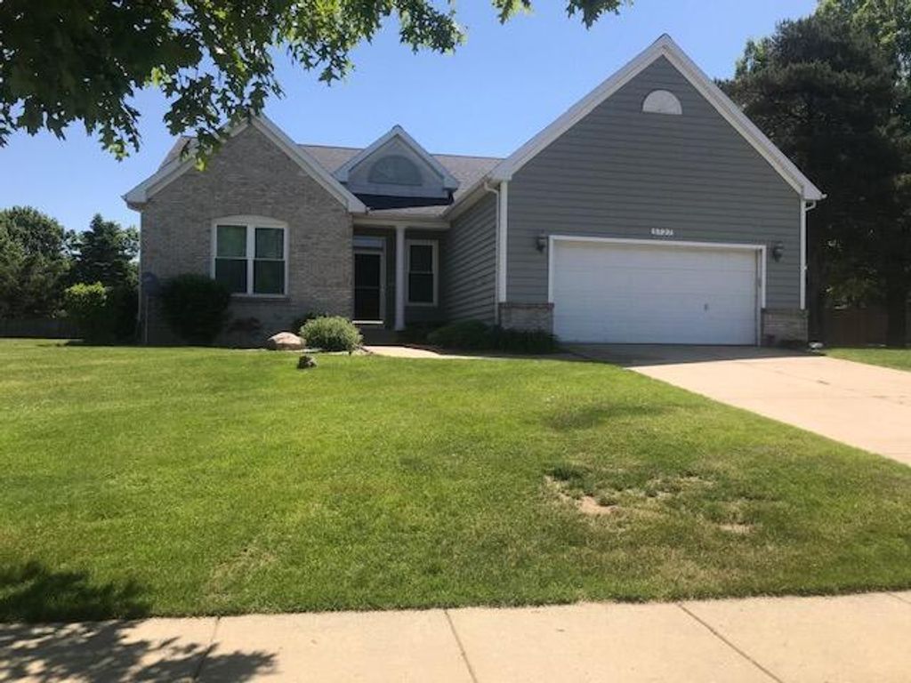 5727 Bay Meadow Trail, Portage
