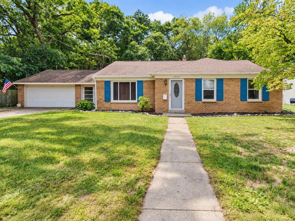 4250 Pembrook Street, Kalamazoo