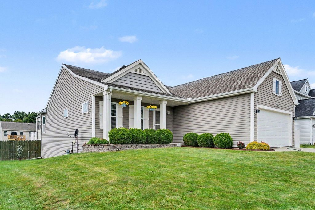 58536 Silvergrass Avenue, Mattawan