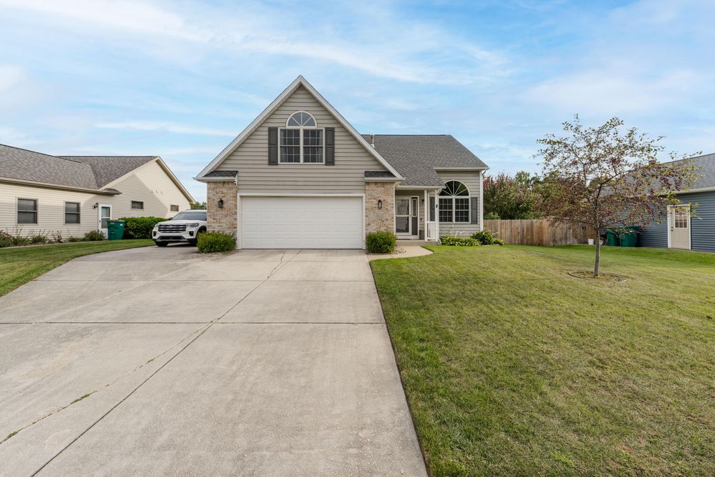 4630 Blacktail Avenue, Portage