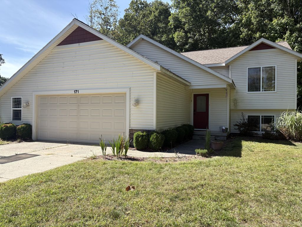 171 N Eastern Avenue, Allegan