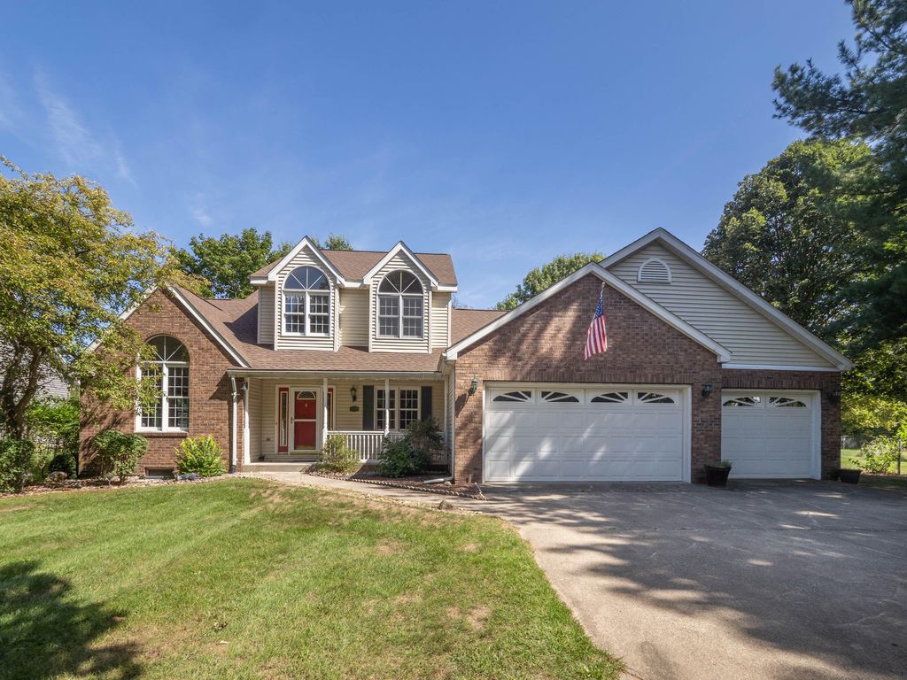 425 Walden Drive, Otsego