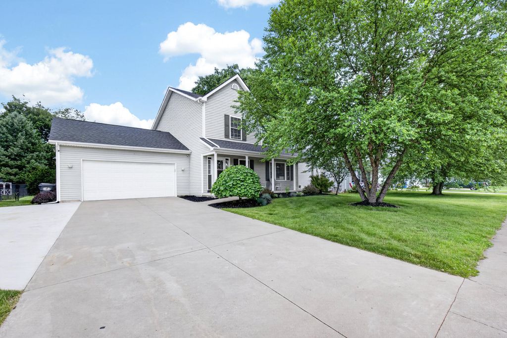 386 Morhouse Drive, Galesburg
