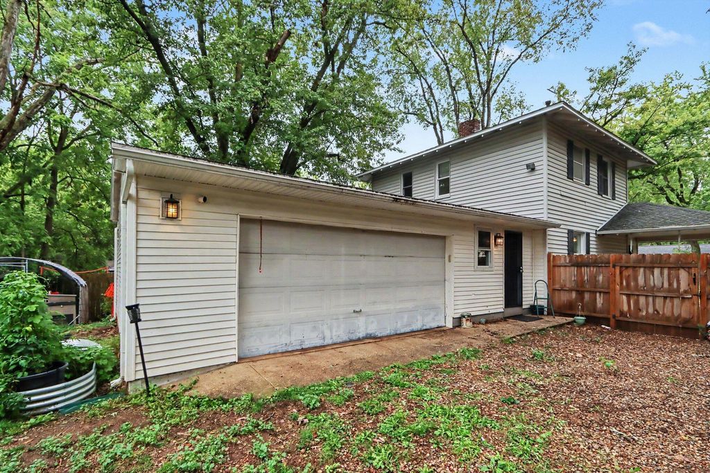 1417 Stamford Avenue, Kalamazoo