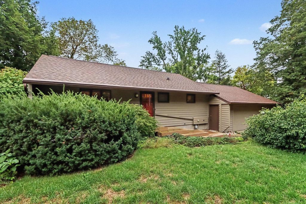 1405 W Lovell Street, Kalamazoo