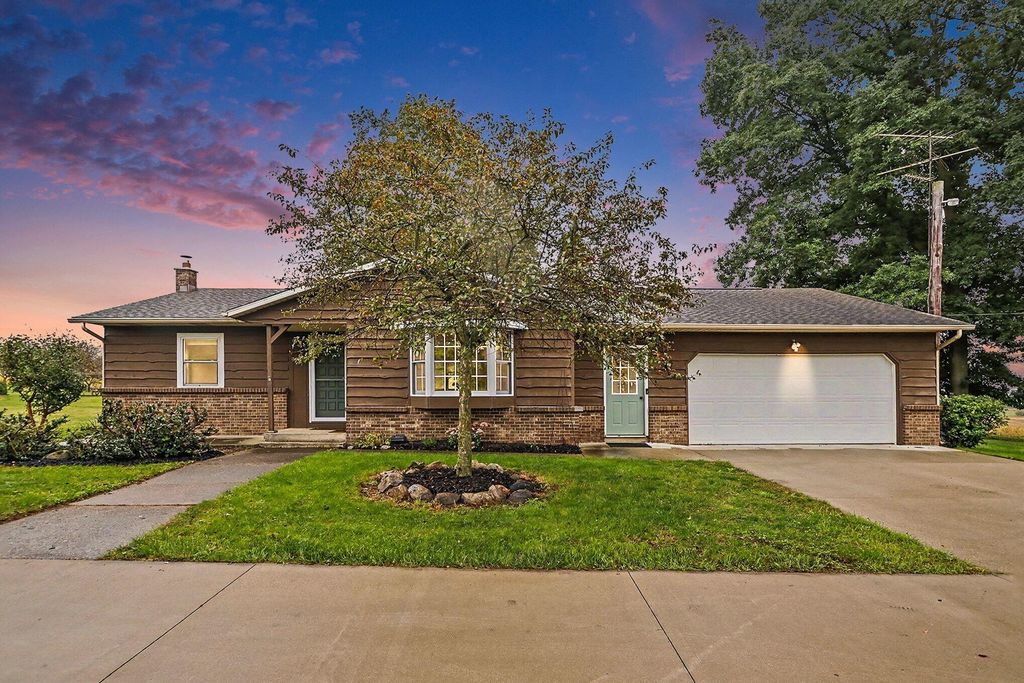 2115 20th Street, Allegan
